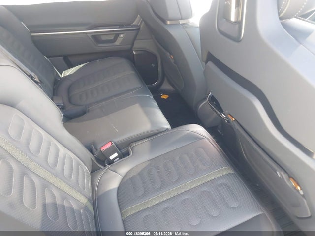 2026 RIVIAN R1S DUAL MOTOR STANDARD PACK 8