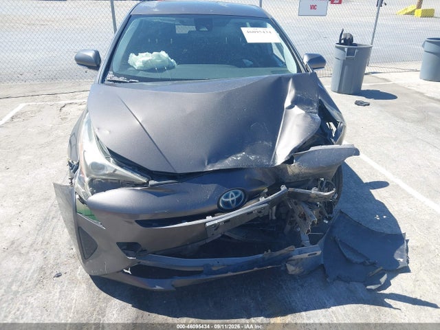 2017 TOYOTA PRIUS TWO 12