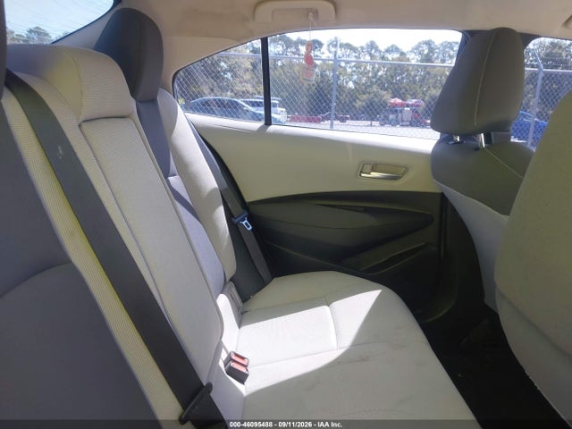 2021 TOYOTA COROLLA LE 8