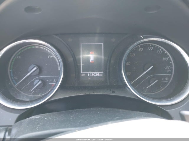 2020 TOYOTA CAMRY SE HYBRID 7