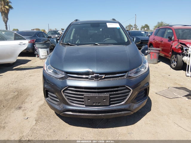 2021 CHEVROLET TRAX AWD LT 13