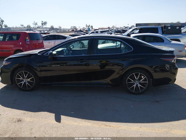 2022 TOYOTA CAMRY SE 14