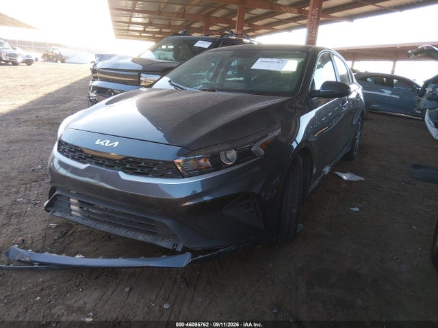 2023 KIA FORTE LXS 2