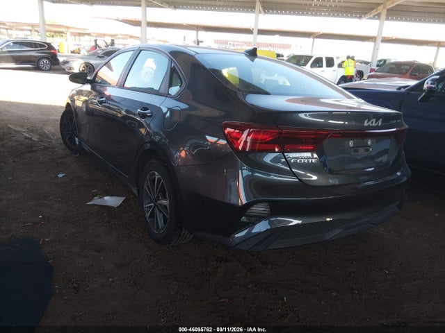 2023 KIA FORTE LXS 3
