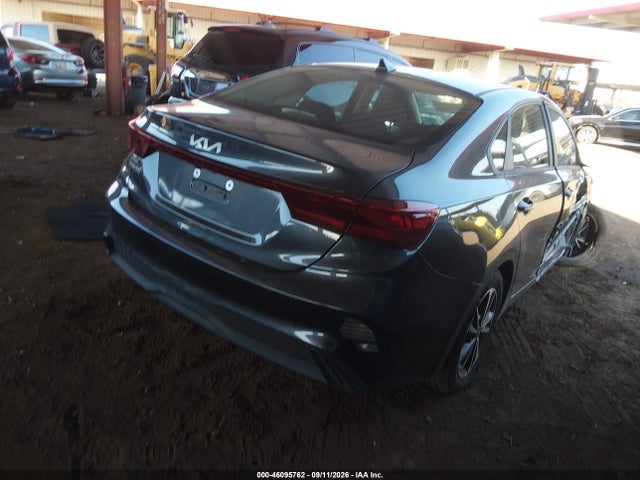 2023 KIA FORTE LXS 4