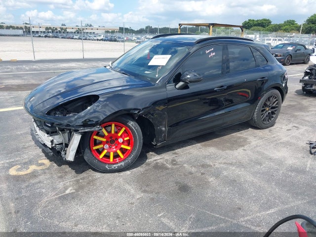 2017 PORSCHE MACAN GTS 2