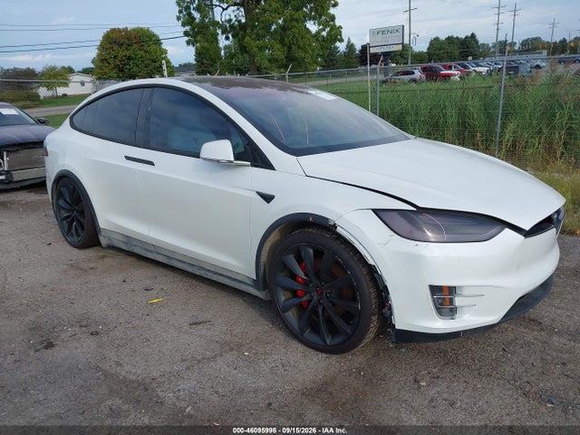 2020 Tesla Model X Long Range Dual Motor All-Wheel Drive/Long Range Plus Dual Motor All-Wheel Drive