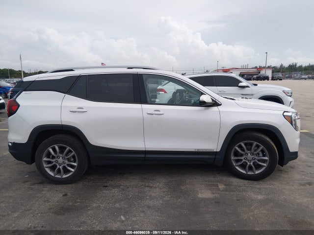 2022 GMC TERRAIN FWD SLT 14