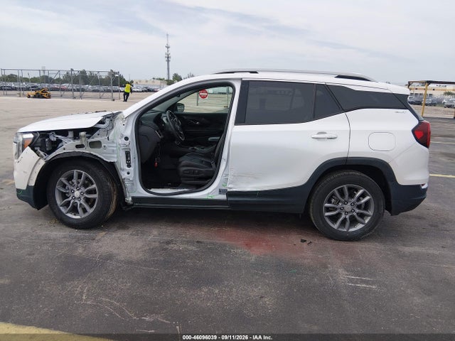 2022 GMC TERRAIN FWD SLT 15