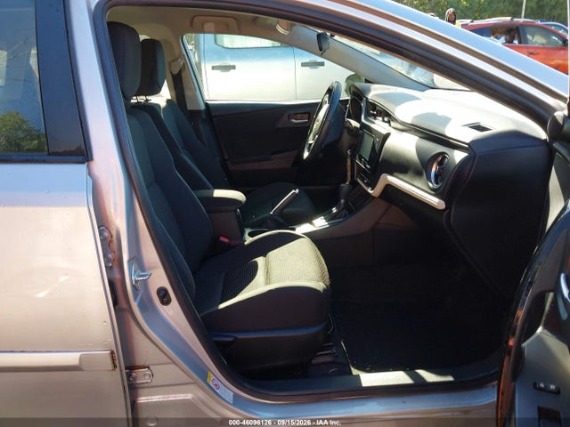 2017 Toyota COROLLA IM 照片 5