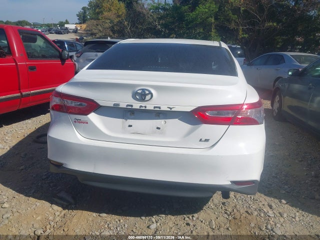 2018 TOYOTA CAMRY LE 16