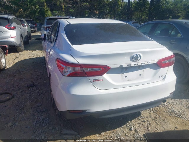 2018 TOYOTA CAMRY LE 3