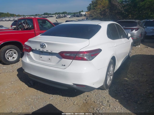 2018 TOYOTA CAMRY LE 4