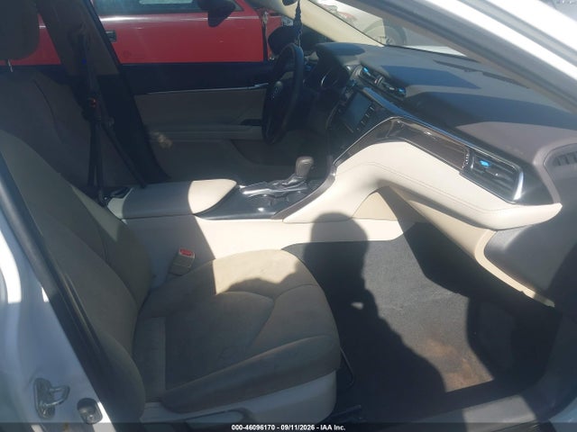 2018 TOYOTA CAMRY LE 5