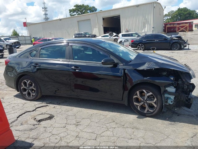 2021 KIA FORTE LXS 12