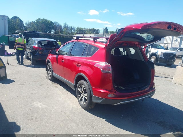 2017 TOYOTA RAV4 XLE 3
