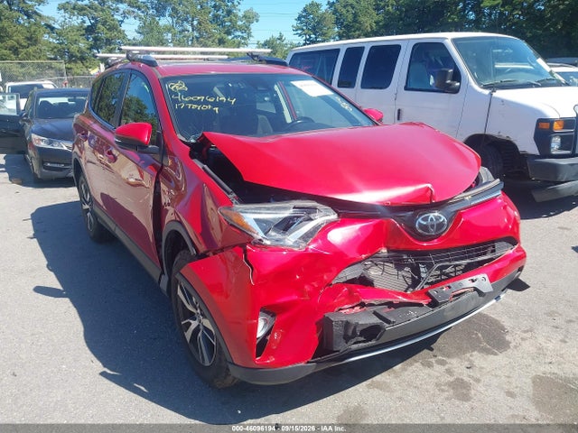2017 TOYOTA RAV4 XLE 6