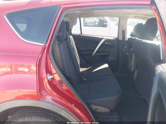 2017 TOYOTA RAV4 XLE 8