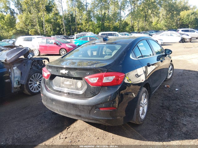 2017 CHEVROLET CRUZE LT AUTO 4
