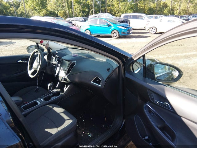 2017 CHEVROLET CRUZE LT AUTO 5