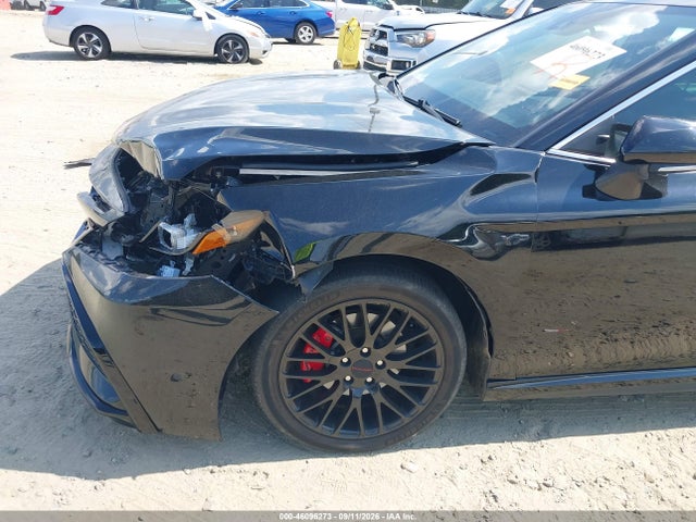 2022 TOYOTA CAMRY SE 18