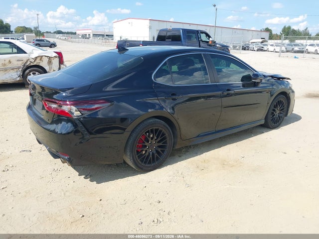 2022 TOYOTA CAMRY SE 4