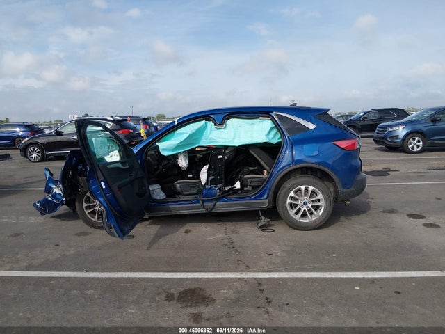 2022 FORD ESCAPE SE 13