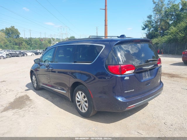 2017 CHRYSLER PACIFICA TOURING-L 3