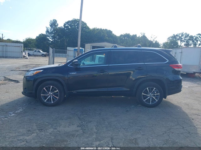 2018 TOYOTA HIGHLANDER HYBRID XLE 14