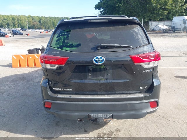 2018 TOYOTA HIGHLANDER HYBRID XLE 16