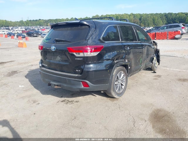 2018 TOYOTA HIGHLANDER HYBRID XLE 4