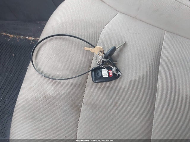 2017 HYUNDAI ELANTRA SE 11