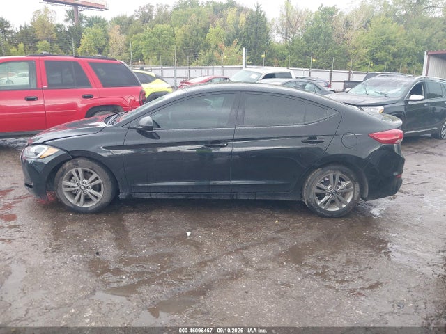 2017 HYUNDAI ELANTRA SE 14