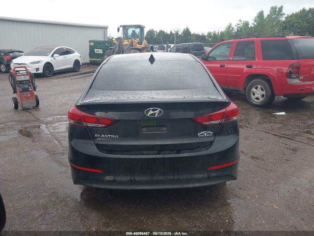 2017 HYUNDAI ELANTRA SE 16