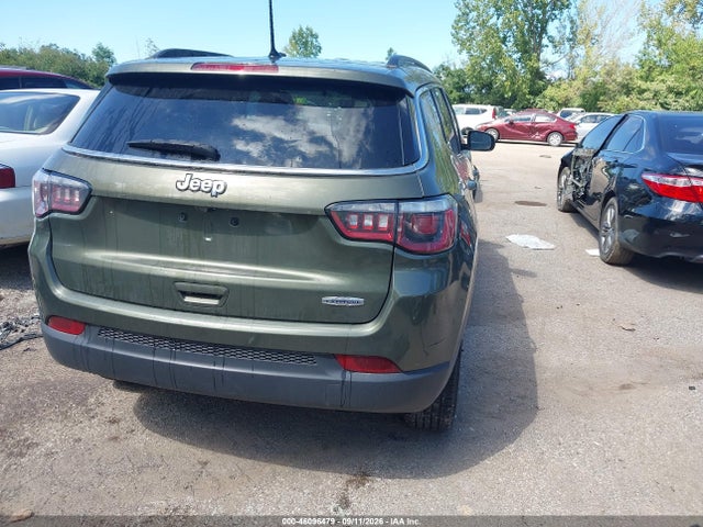 2018 JEEP COMPASS LATITUDE FWD 4