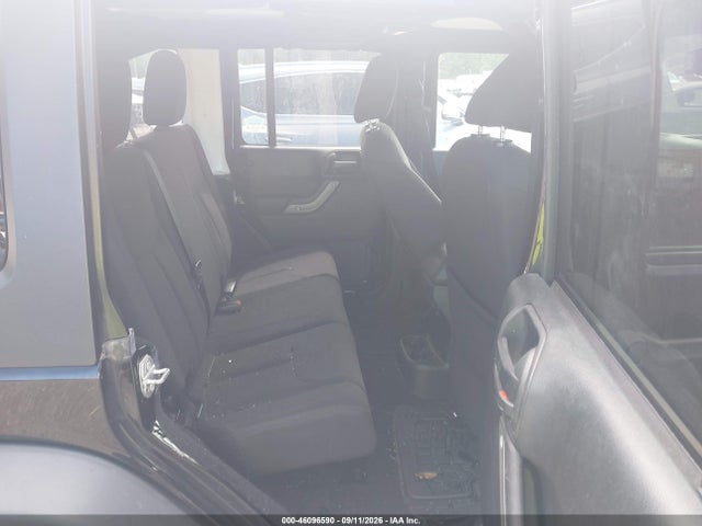 2017 JEEP WRANGLER UNLIMITED SPORT 4X4 8