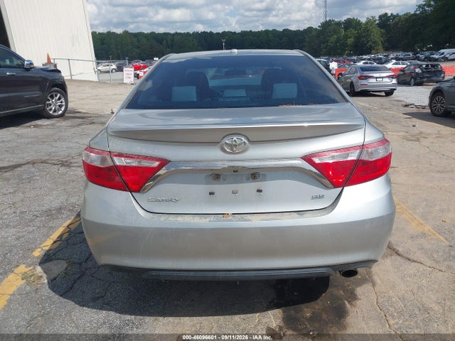 2017 TOYOTA CAMRY SE 16