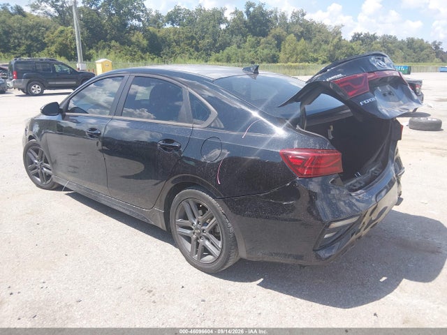 2021 KIA FORTE GT-LINE 3