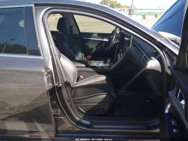 2021 GENESIS G70 2.0T RWD 5