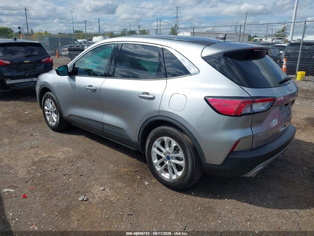 2022 FORD ESCAPE SE 3