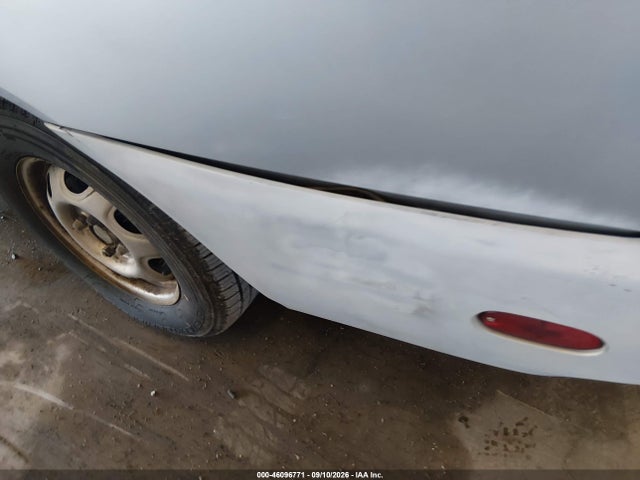 1998 Mitsubishi MIRAGE DE 照片 12