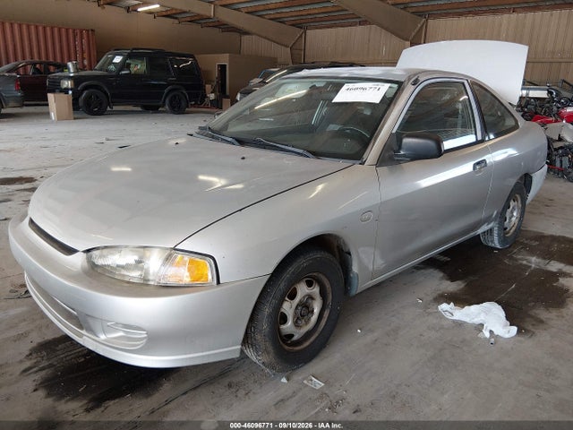 1998 Mitsubishi MIRAGE DE 照片 2