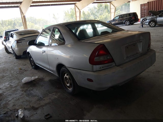 1998 Mitsubishi MIRAGE DE 照片 3