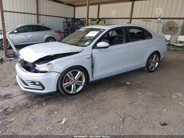 2017 VOLKSWAGEN JETTA GLI 2