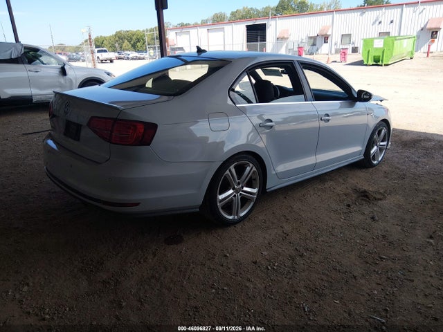 2017 VOLKSWAGEN JETTA GLI 4