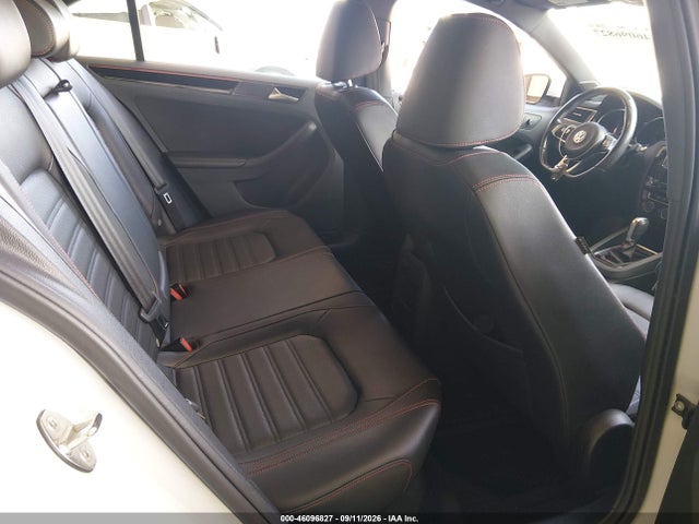 2017 VOLKSWAGEN JETTA GLI 8