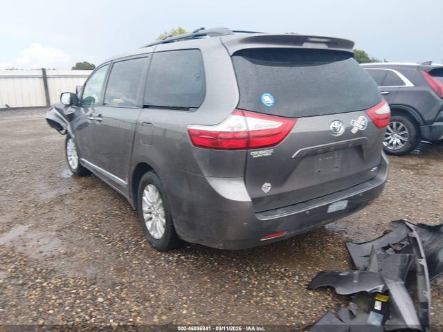 2017 TOYOTA SIENNA XLE 8 PASSENGER 3