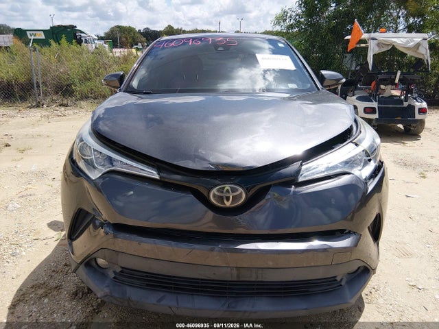 2018 TOYOTA C-HR XLE PREMIUM 12