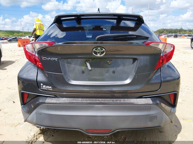 2018 TOYOTA C-HR XLE PREMIUM 16