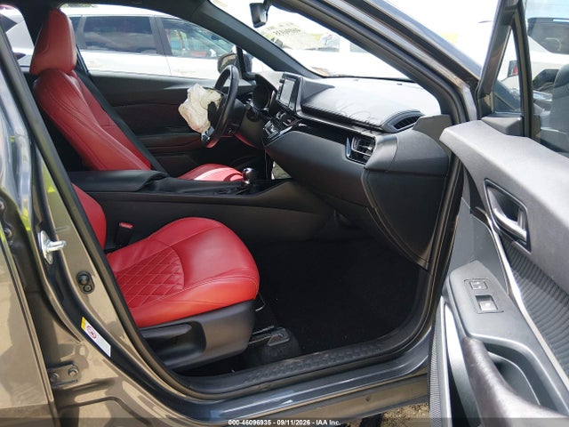 2018 TOYOTA C-HR XLE PREMIUM 5